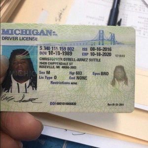 Meet your Posher, Stella